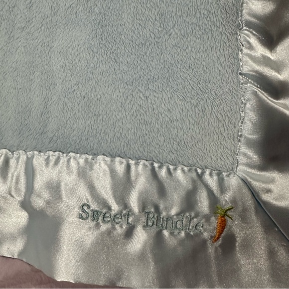 Bundle of 3 Baby Blankets: Little Giraffe, HB and Bunnies By The Bay - Picture 15 of 16